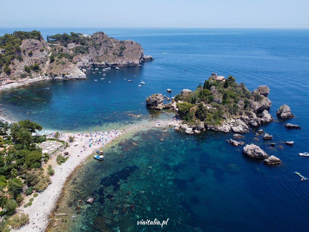 Plaża Isola Bella na Sycylii