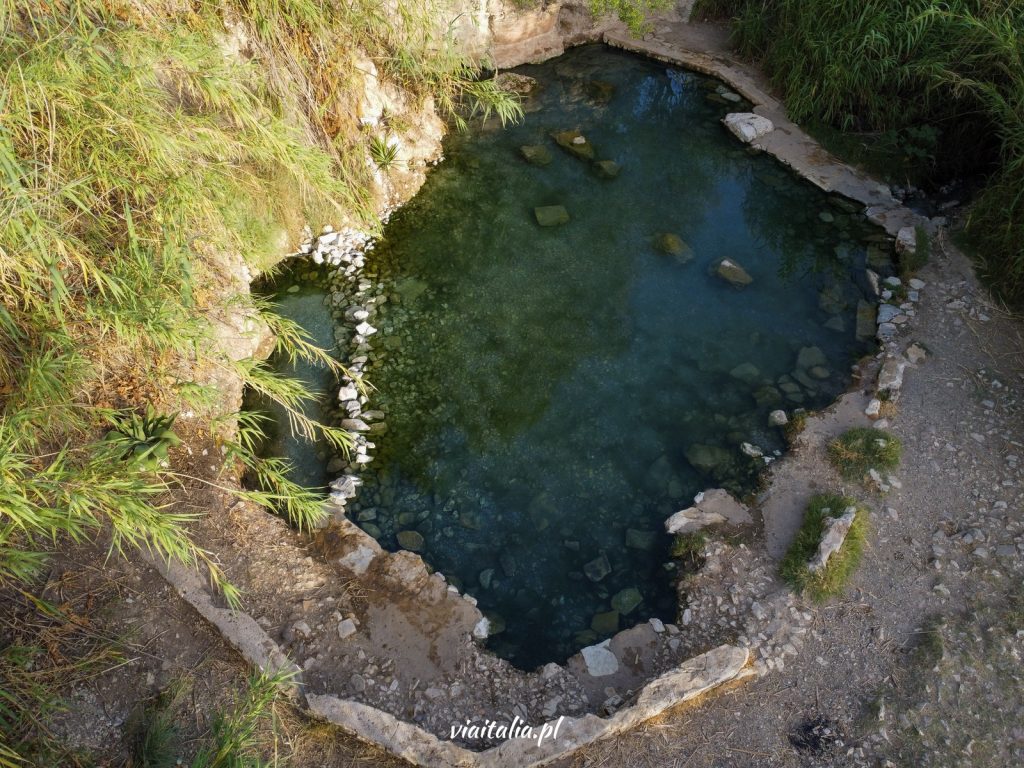 Free hot springs in Segesta, Sicily
