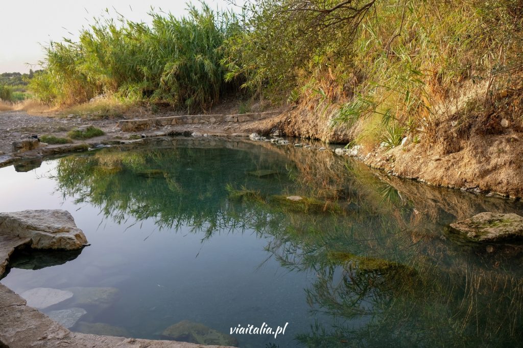 Free thermal springs in Segesta